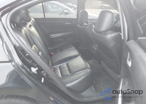 2010 Honda Accord 3.5 Ex-L z USA, uszkodzony, nr VIN 1HGCP3F89AA030876